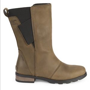 Sorel Emelie Mid Boots